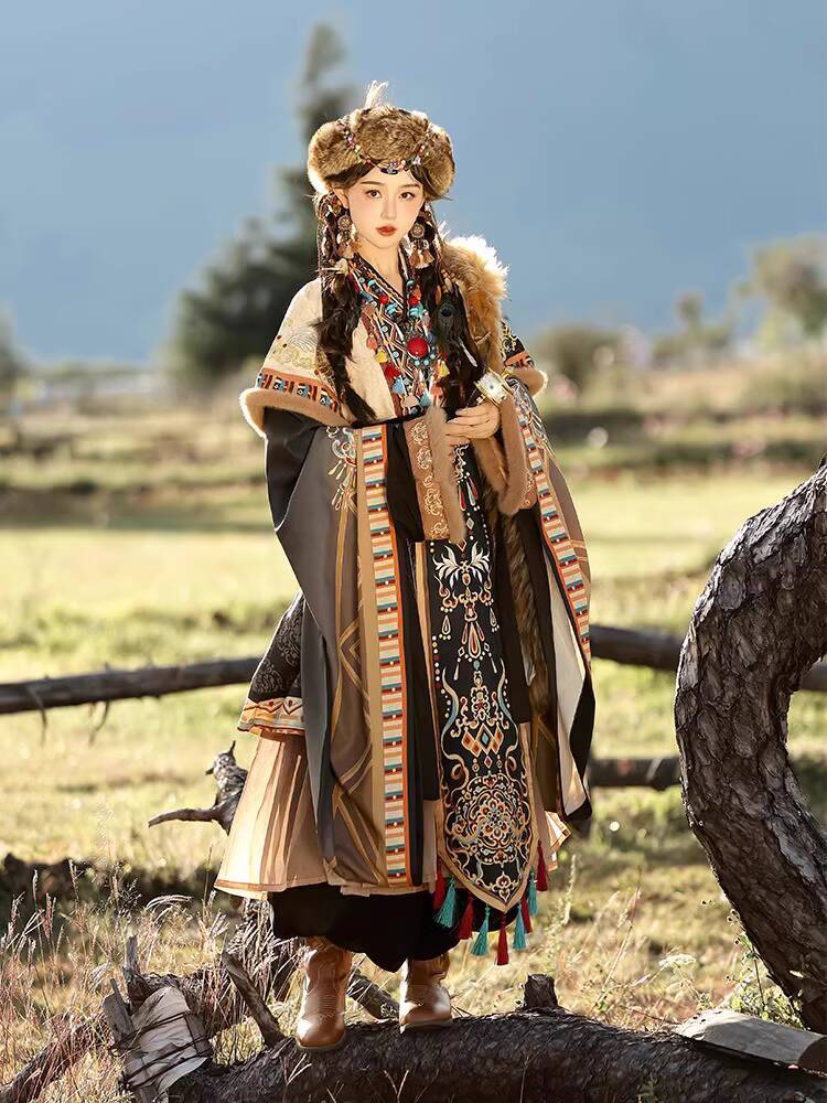 Ethnic Style - Seria fotograficzna podróżnicza: tybetańska szata, strój