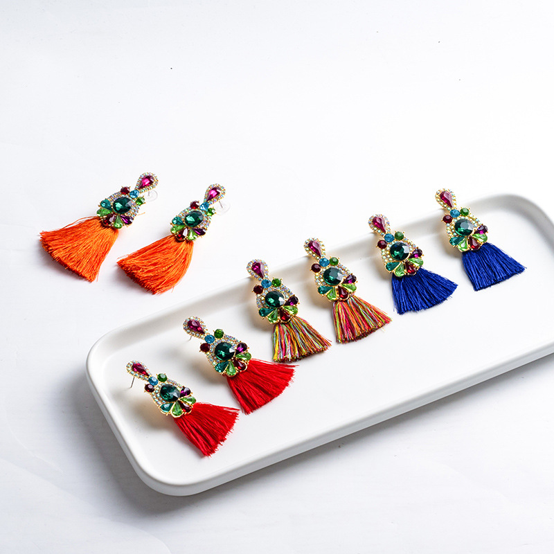 Kolorowe kolczyki z diamentami – Ethnic Fashion Brands recenzja i cena